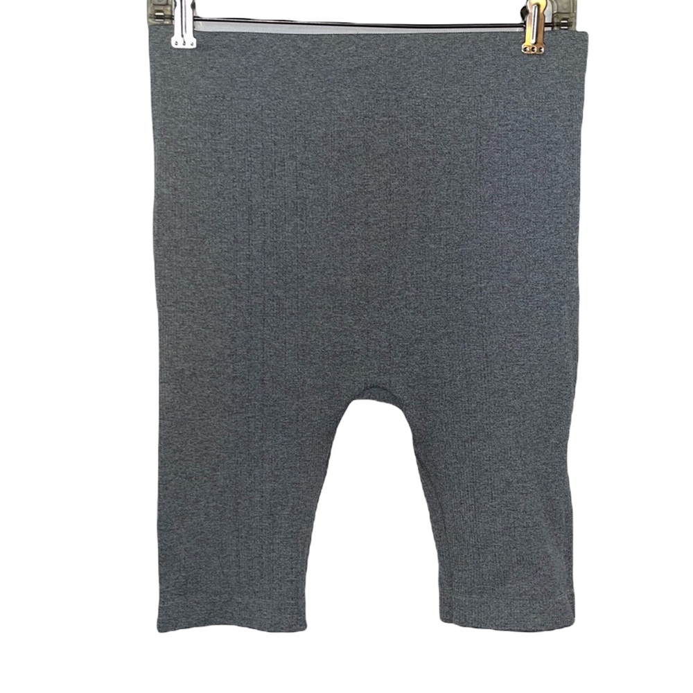 ⭐️ Ardene⭐️ Grey ribbed biker shorts